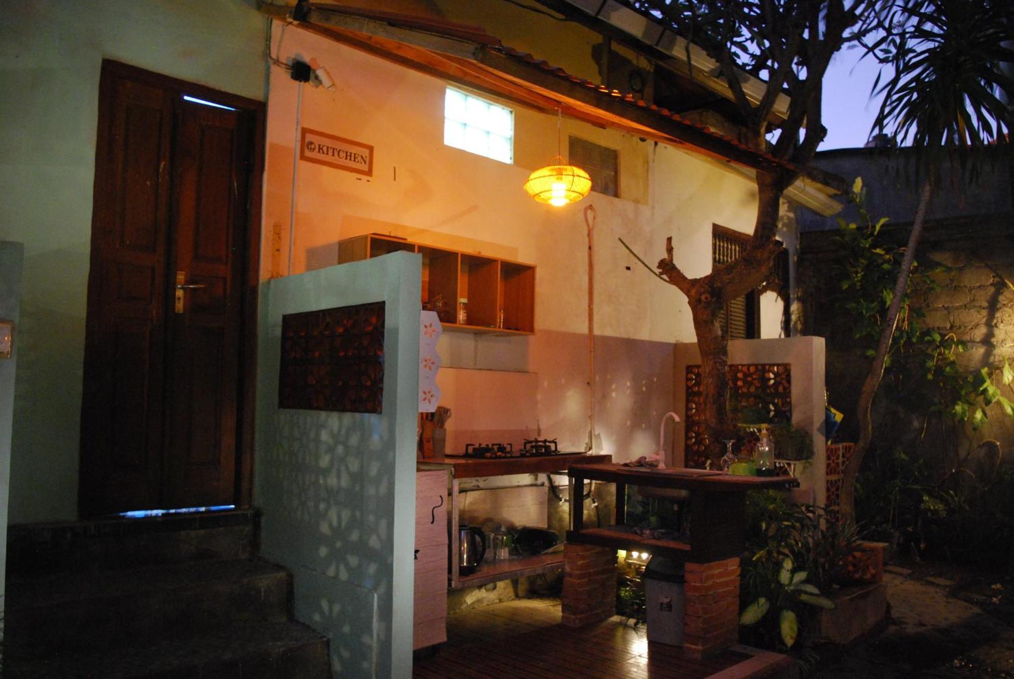 Dalum Homestay Amed Exterior foto