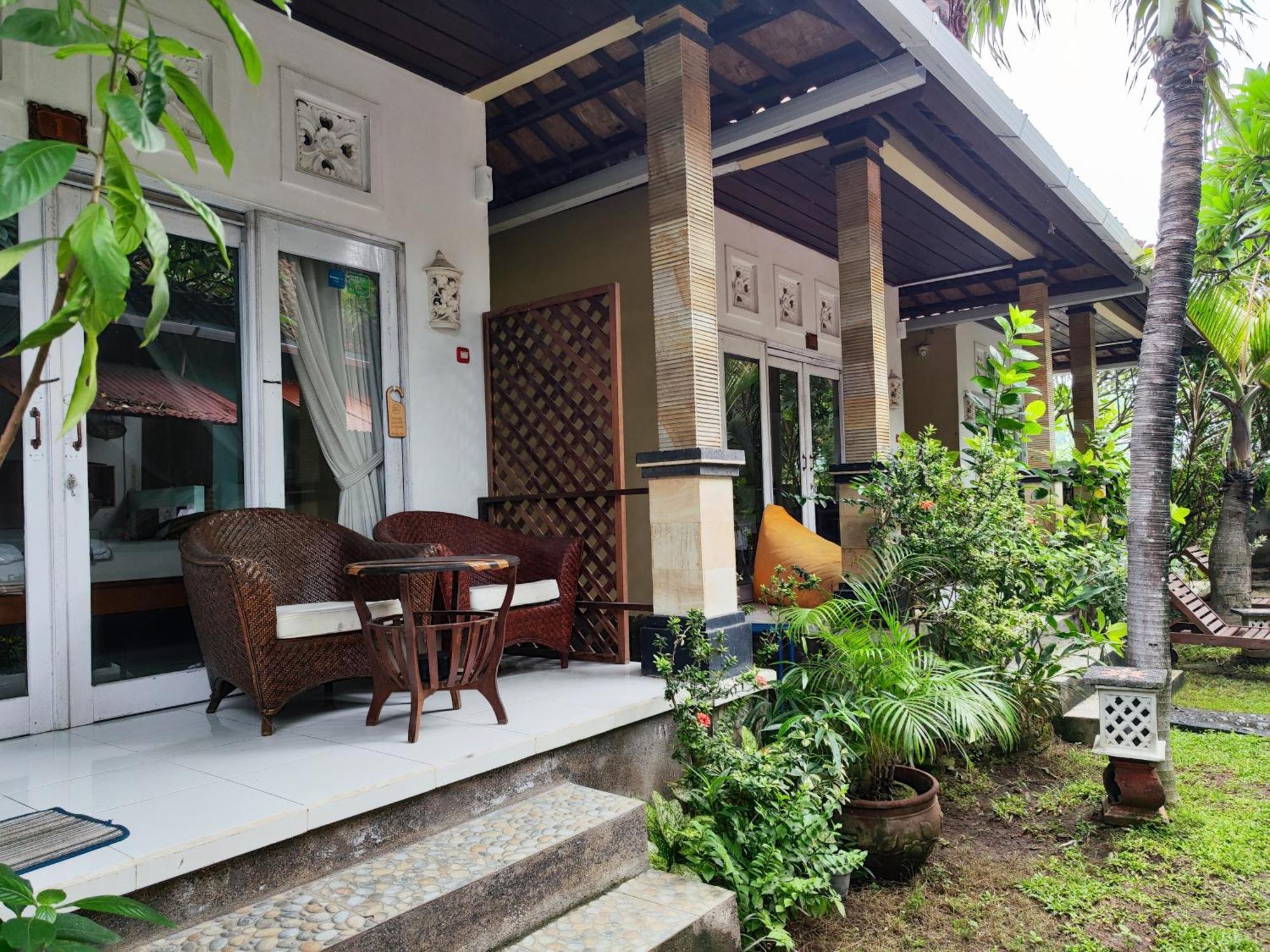 Dalum Homestay Amed Exterior foto