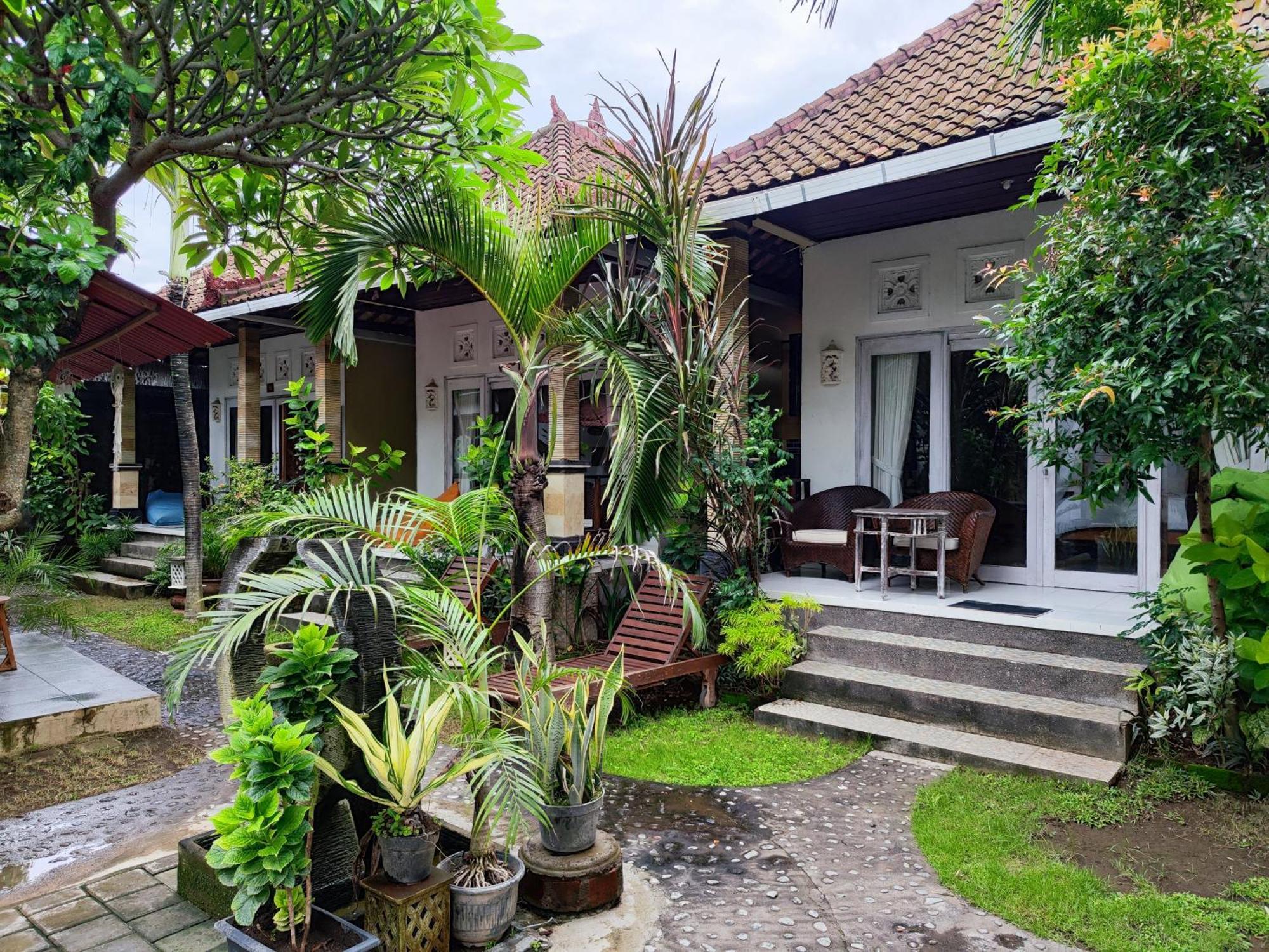 Dalum Homestay Amed Exterior foto