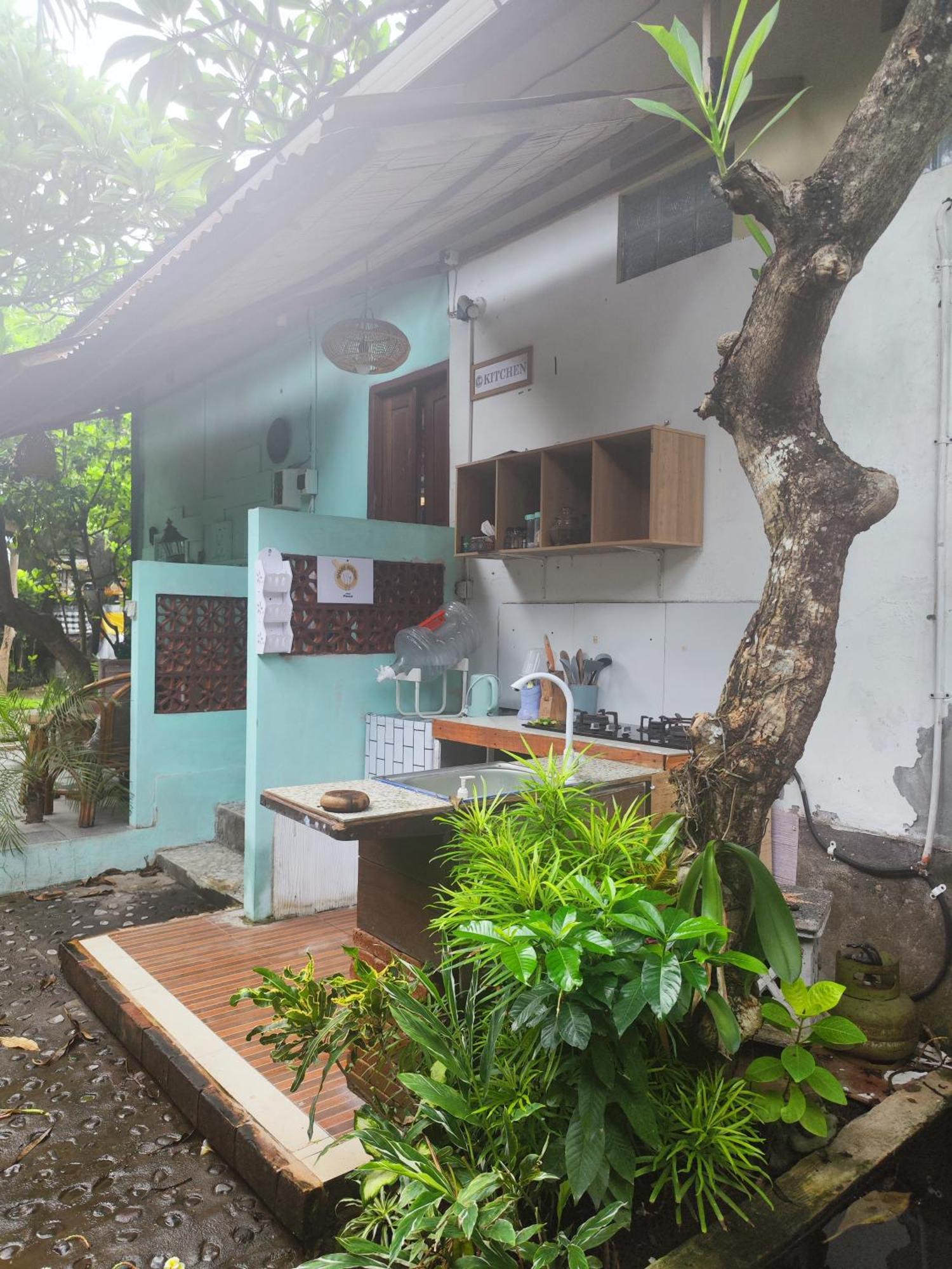 Dalum Homestay Amed Exterior foto
